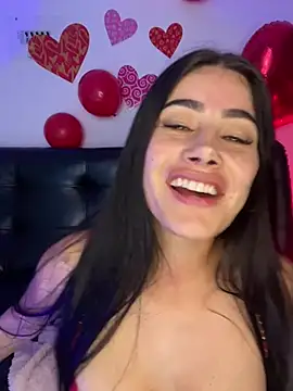Snapshot of Sweet_and_caramel chatting on 02/14/25, 11:53 Sweet and caramel online show from 02/14/25, 11:53