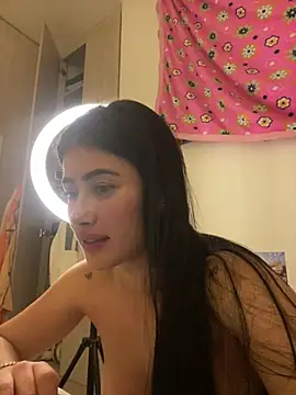Snapshot of Sweet_and_caramel chatting on 03/21/25, 06:27 Sweet and caramel online show from 03/21/25, 06:27