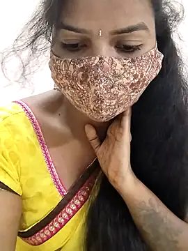 Snapshot of Telugu_magic_07 chatting on 02/15/26, 09:41 Telugu magic 07 online show from 02/15/26, 09:41