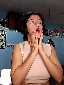 Snapshot of LoveElectra chatting on 01/24/25, 03:24 LoveElectra online show from 01/24/25, 03:24