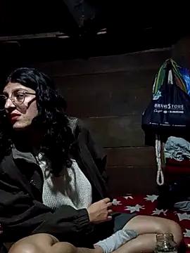 Snapshot of LoveElectra chatting on 09/21/25, 01:07 LoveElectra online show from 09/21/25, 01:07