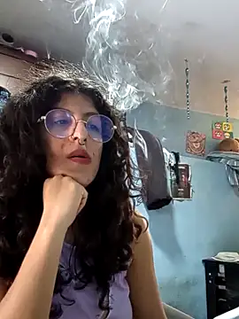 Snapshot of LoveElectra chatting on 09/27/25, 02:44 LoveElectra online show from 09/27/25, 02:44