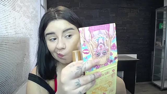 SaraBraun  online show from 12/30/24, 01:36