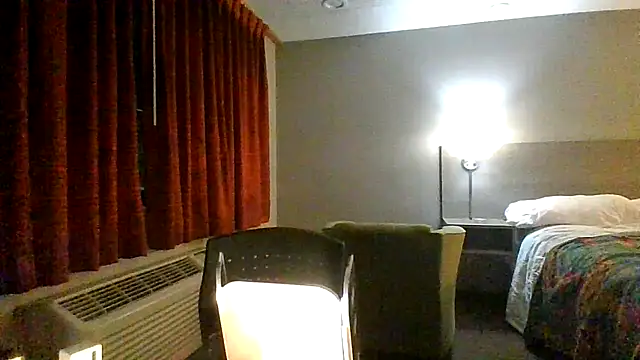 Snapshot of LuckiXCX chatting on 02/09/26, 09:35 LuckiXCX online show from 02/09/26, 09:35