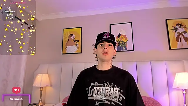 Snapshot of sett_and_gwen chatting on 04/07/26, 04:57 sett and gwen online show from 04/07/26, 04:57