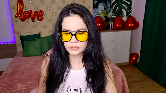 KattieSims online show from 02/16/25, 07:16