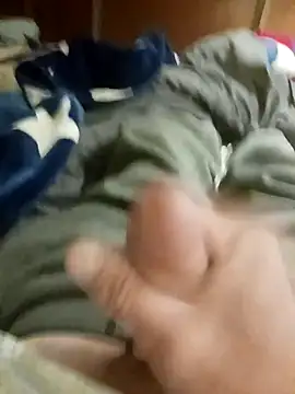 Snapshot of fun2fuck173 chatting on 10/15/25, 12:16 fun2fuck173 online show from 10/15/25, 12:16