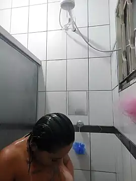 Snapshot of baixinhaloira chatting on 01/10/25, 12:49 baixinhaloira online show from 01/10/25, 12:49