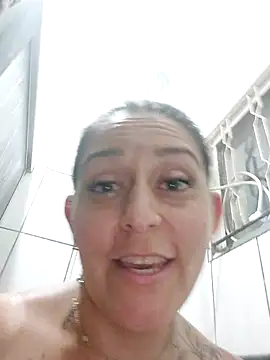 Snapshot of baixinhaloira chatting on 11/22/25, 11:48 baixinhaloira online show from 11/22/25, 11:48