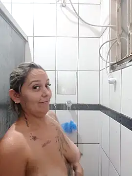 Snapshot of baixinhaloira chatting on 03/27/26, 02:39 baixinhaloira online show from 03/27/26, 02:39