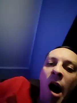 Snapshot of Kondzio chatting on 12/01/25, 10:37 Kondzio online show from 12/01/25, 10:37