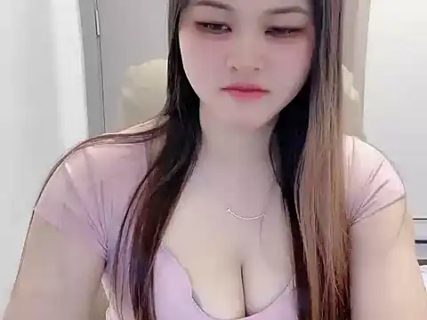 Snapshot of Ytao-528 chatting on 01/06/25, 01:31 Ytao-528 online show from 01/06/25, 01:31