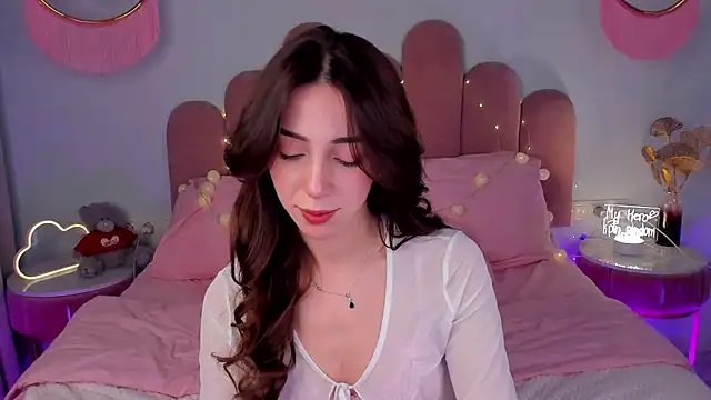 Snapshot of ElsaYoung chatting on 01/19/25, 09:11 ElsaYoung online show from 01/19/25, 09:11
