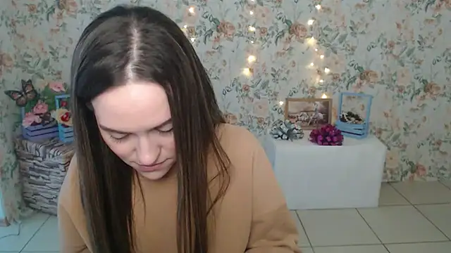 Snapshot of Lina_Star_S chatting on 02/07/25, 06:56 Lina Star S online show from 02/07/25, 06:56