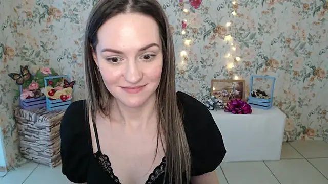 Snapshot of Lina_Star_S chatting on 02/12/25, 09:52 Lina Star S online show from 02/12/25, 09:52