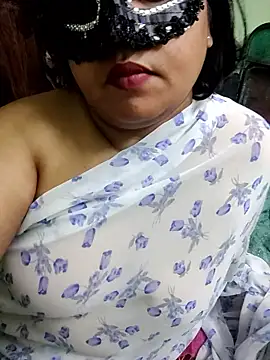 Snapshot of Oeshi chatting on 01/18/26, 06:34 Oeshi online show from 01/18/26, 06:34