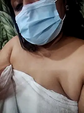 Snapshot of Oeshi chatting on 03/04/26, 07:53 Oeshi online show from 03/04/26, 07:53