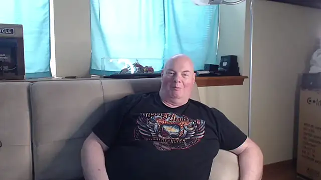 Snapshot of harley99574 chatting on 10/16/25, 07:37 harley99574 online show from 10/16/25, 07:37