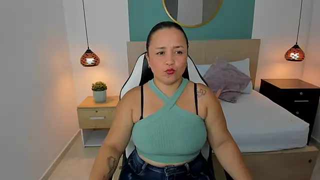 linda rios  online show from 01/28/25, 07:00