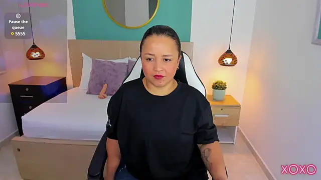 linda rios  online show from 01/31/25, 07:08