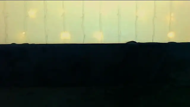 Snapshot of __sugarrebit chatting on 12/18/24, 04:31 sugarrebit online show from 12/18/24, 04:31