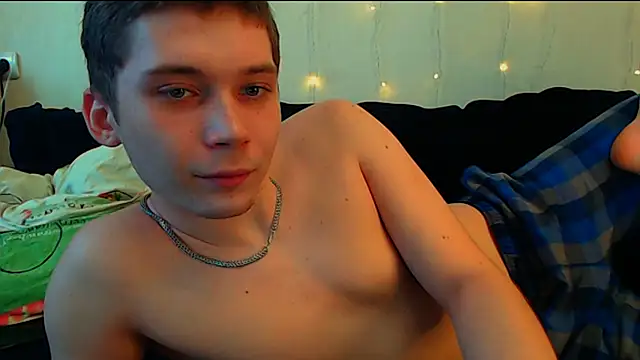 Snapshot of __sugarrebit chatting on 12/19/24, 08:23 sugarrebit online show from 12/19/24, 08:23