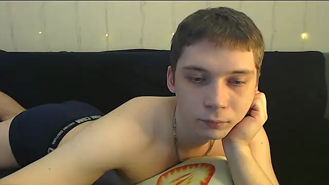 Snapshot of __sugarrebit chatting on 12/21/24, 11:11 sugarrebit online show from 12/21/24, 11:11