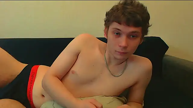 Snapshot of __sugarrebit chatting on 10/31/25, 11:00 sugarrebit online show from 10/31/25, 11:00