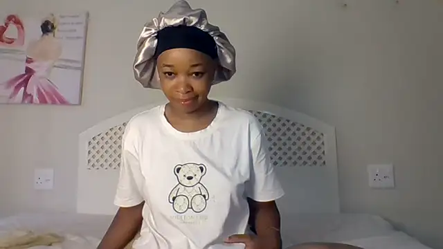 Snapshot of NishA-022 chatting on 01/15/25, 05:19 NishA-022 online show from 01/15/25, 05:19