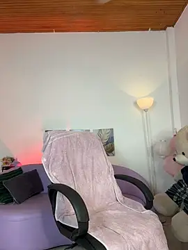 jazmin anbar online show from 04/28/26, 10:04