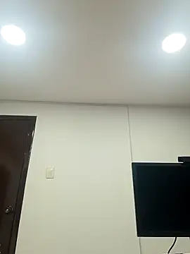 sasi luna online show from 10/08/25, 02:58