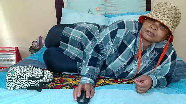 Bbw255 online show from 12/04/25, 12:47