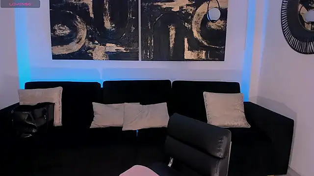 MiaFarrell  online show from 06/20/26, 11:24