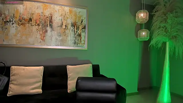 BellaCarteer  online show from 03/18/25, 12:25