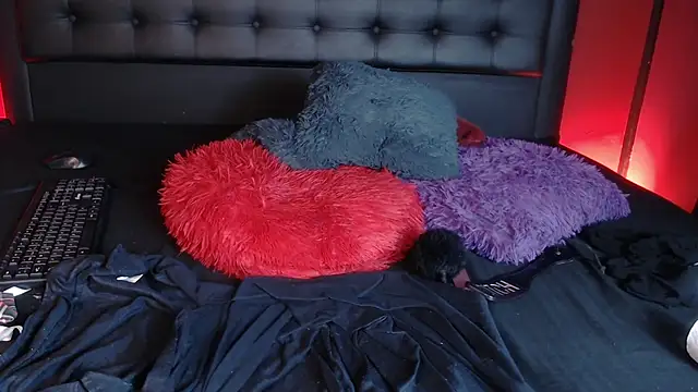 Nicole Brown1126 online show from 03/01/25, 10:02