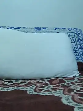 Snapshot of mertBy chatting on 01/30/25, 06:32 mertBy online show from 01/30/25, 06:32