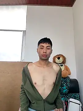 Snapshot of 1418edwar chatting on 12/19/25, 12:34 1418edwar online show from 12/19/25, 12:34