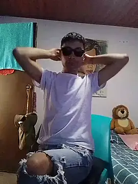 Snapshot of 1418edwar chatting on 01/17/26, 06:00 1418edwar online show from 01/17/26, 06:00