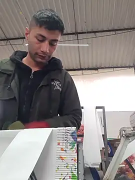 Snapshot of 1418edwar chatting on 02/19/26, 12:56 1418edwar online show from 02/19/26, 12:56