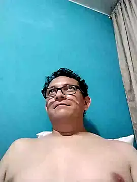 Bombi22 online show from 12/16/24, 05:17