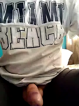 Bombi22 online show from 12/16/24, 07:10