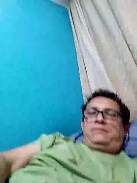 Bombi22 online show from 01/14/25, 04:57