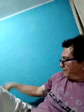 Bombi22 online show from 01/16/25, 04:49