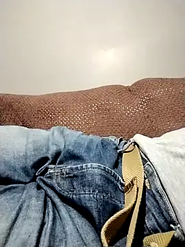 Bombi22 online show from 02/21/25, 05:24