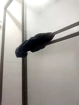 Bombi22 online show from 02/22/25, 09:48