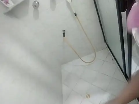 Bombi22 online show from 11/12/25, 07:13