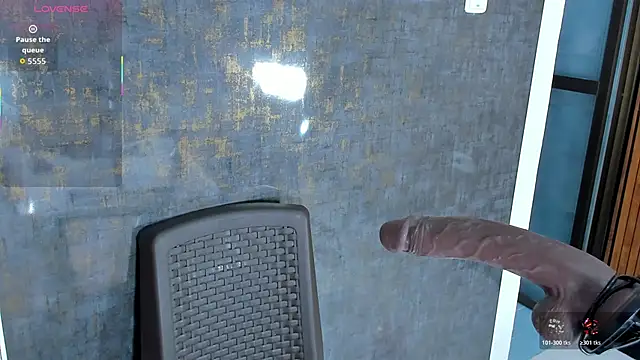 violett collins  online show from 11/05/25, 04:23