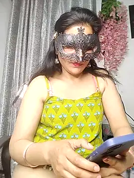 Snapshot of sexy_bhabhi69 chatting on 03/08/25, 07:42 sexy bhabhi69 online show from 03/08/25, 07:42