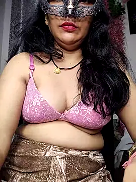 Snapshot of sexy_bhabhi69 chatting on 09/24/25, 10:35 sexy bhabhi69 online show from 09/24/25, 10:35