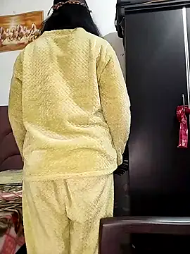 Snapshot of sexy_bhabhi69 chatting on 02/01/26, 04:16 sexy bhabhi69 online show from 02/01/26, 04:16